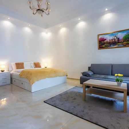 Town Hall Apartment Budapest